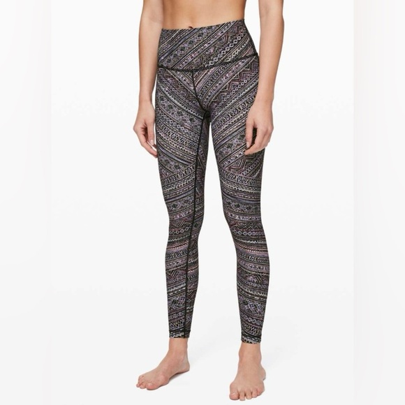 Lululemon Wunder Under High-Rise Tight Engineered Full-On Luxtreme 28"
W5BOKS
10 - Picture 1 of 9